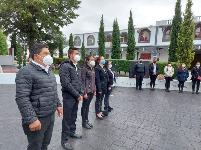 AYUNTAMIENTO DE LÁZARO CÁRDENAS REALIZA HOMENAJE