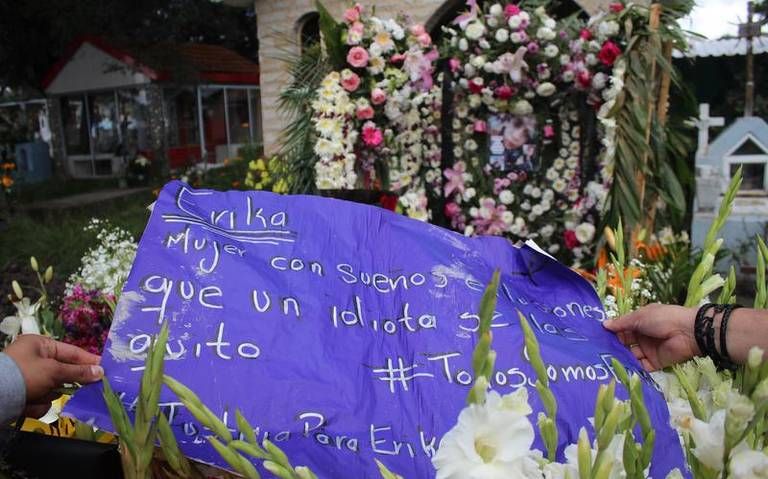 ALCALDE DE LÁZARO CÁRDENAS LAMENTA FEMINICIDIO